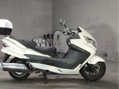 Suzuki SKYWAVE 250SS