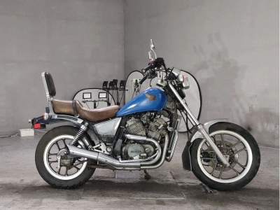 Honda NV400