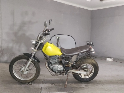 Yamaha TW200