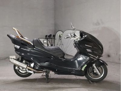 Yamaha MAJESTY 250C