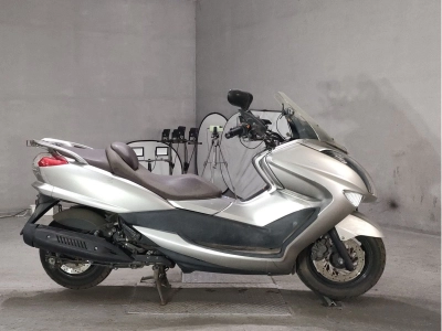Yamaha MAJESTY 250