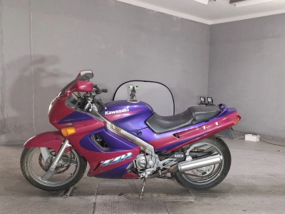 Kawasaki ZZR250