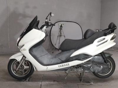 Yamaha MAJESTY 125