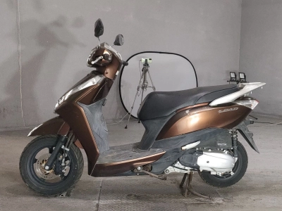 Honda LEAD 125