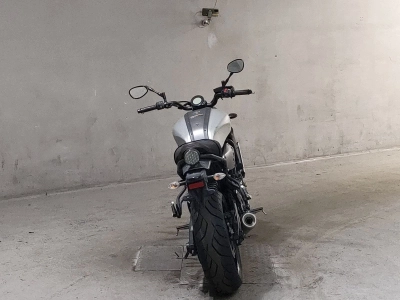 Yamaha XSR700