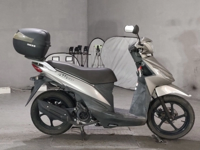 Suzuki ADDRESS V110