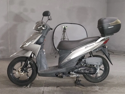 Suzuki ADDRESS V110
