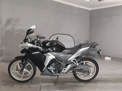 Honda CBR250R
