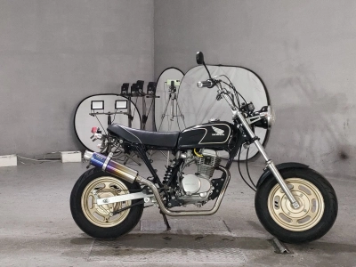 Honda APE50