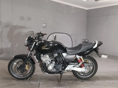 Honda CB400SFV-4