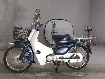 Honda SUPER CUB90