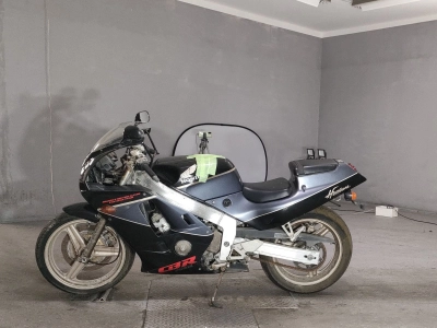 Honda CBR250R
