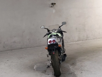Honda CBR250R