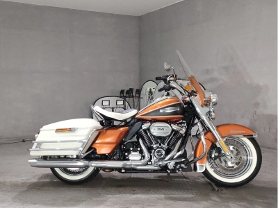 Harley-Davidson  HARLEY FLHFB1870