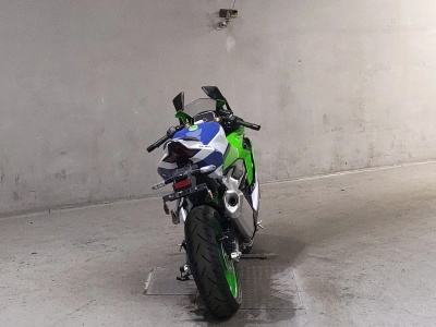 Kawasaki  NINJA ZX-4RR