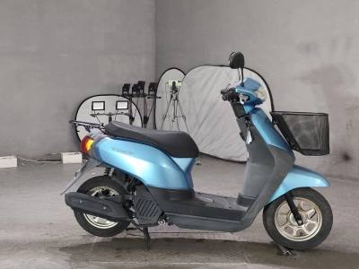 Honda  TACT  BASIC 