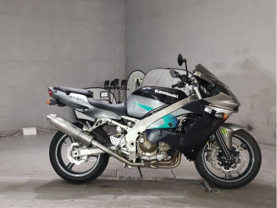 Kawasaki ZX-9R