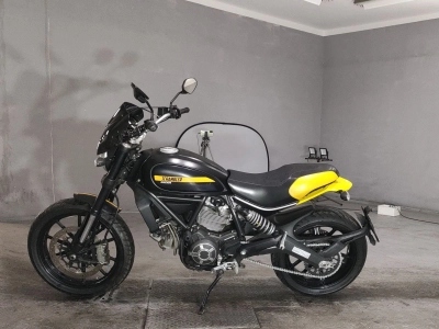 Ducati  DUCATI  SCRAMBLER  FULL  THROTTLE 