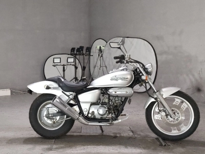 Honda MAGNA 50