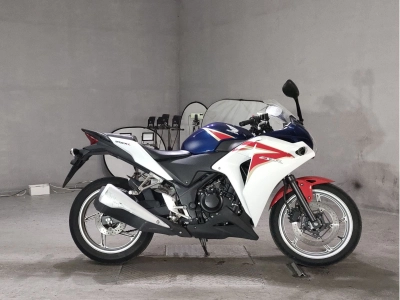 Honda CBR250R