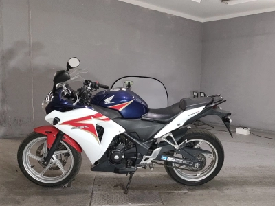 Honda CBR250R