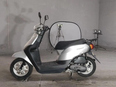 Honda  TACT  BASIC 