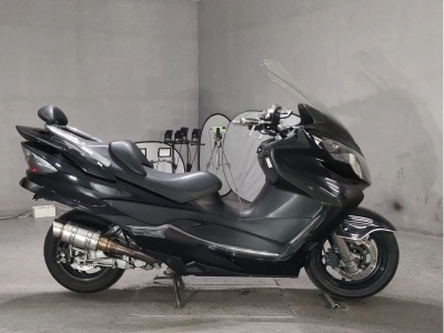 Suzuki SKYWAVE 250S