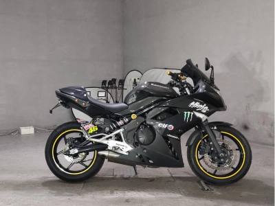 Kawasaki NINJA400R