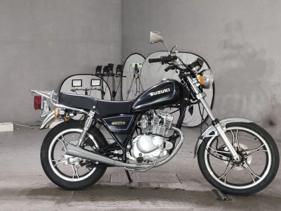 Suzuki GN125H