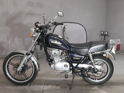 Suzuki GN125H