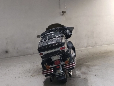 Harley-Davidson  HARLEY FLHTCU-I 1340