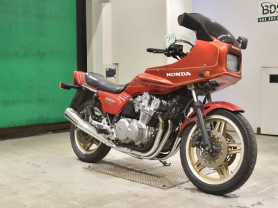 Honda CB900F