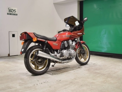 Honda CB900F