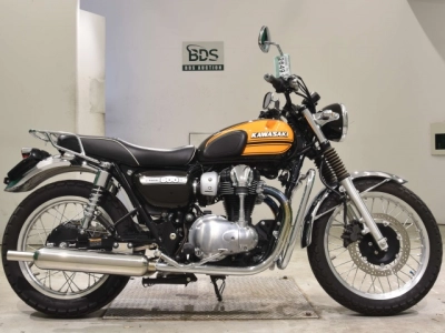 Kawasaki W800