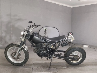 Yamaha TW225