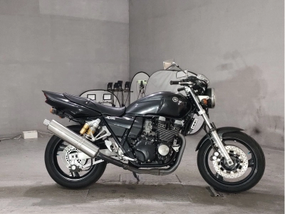 Yamaha XJR400R-1