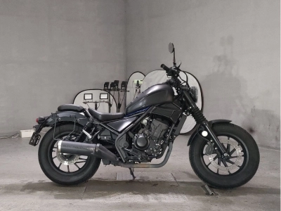 Honda REBEL