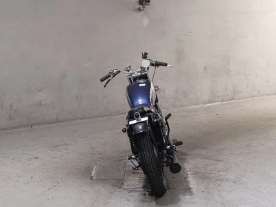 Yamaha SR400-1
