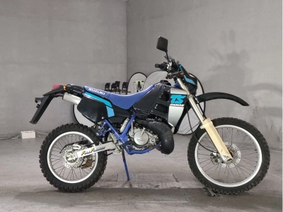 Suzuki TS200R