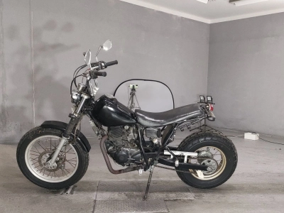 Yamaha TW200