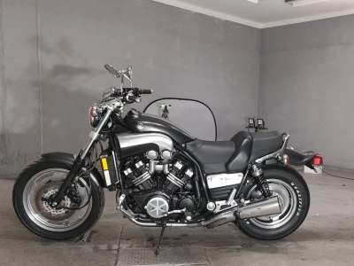 Yamaha V-MAX