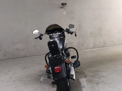 Harley-Davidson HARLEY FLSTFB1580
