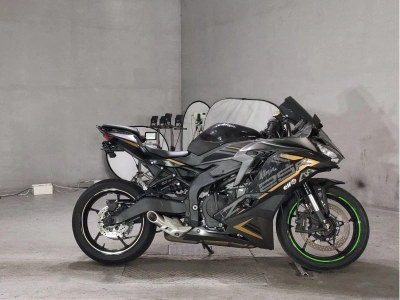Kawasaki  NINJA ZX-25R SE