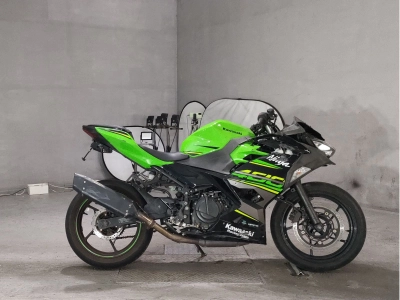 Kawasaki NINJA400