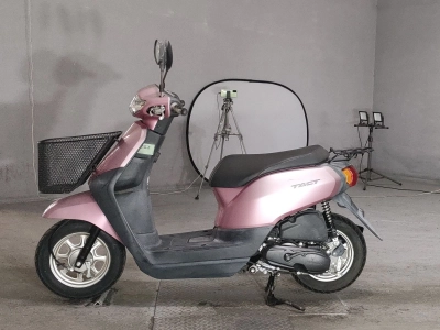 Honda  TACT  BASIC 