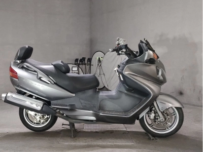 Suzuki SKYWAVE 650LX