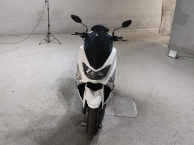 Yamaha N-MAX125
