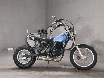 Yamaha TW200