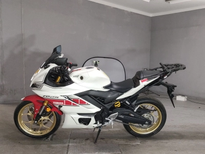 Yamaha YZF-R25