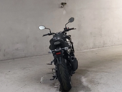 Suzuki GSX-S750
